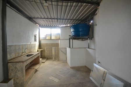 Casa para alugar com 90m², 2 quartos e 1 vaga