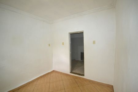 Casa para alugar com 90m², 2 quartos e 1 vaga