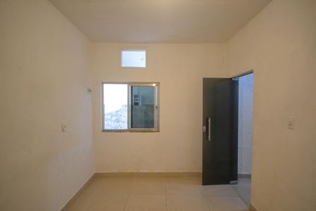 Casa para alugar com 2 quartos, 90m² em Silvânia, Nova Iguaçu