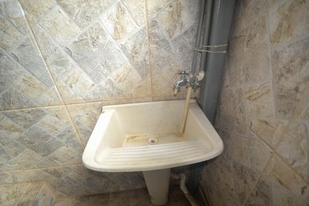 Casa para alugar com 90m², 2 quartos e 1 vaga