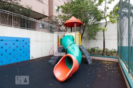 Apartamento à venda com 77m², 3 quartos e 2 vagasÁrea comum - Playground