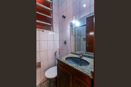 Apartamento para alugar com 58m², 2 quartos e sem vagaBanheiro