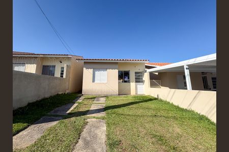 Casa de condomínio para alugar com 50m², 2 quartos e 2 vagas Casa de condomínio para alugar com 50m², 2 quartos e 2 vagasFachada