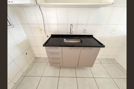 Casa de condomínio para alugar com 50m², 2 quartos e 2 vagas Casa de condomínio para alugar com 50m², 2 quartos e 2 vagasCozinha