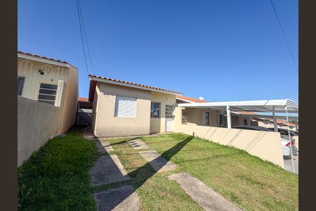 Casa de condomínio para alugar com 50m², 2 quartos e 2 vagas Casa de condomínio para alugar com 50m², 2 quartos e 2 vagasFachada