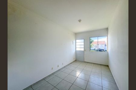 Casa de condomínio para alugar com 50m², 2 quartos e 2 vagas Casa de condomínio para alugar com 50m², 2 quartos e 2 vagasSala