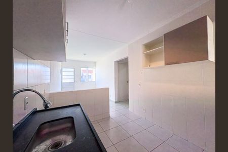 Casa de condomínio para alugar com 50m², 2 quartos e 2 vagas Casa de condomínio para alugar com 50m², 2 quartos e 2 vagasCozinha