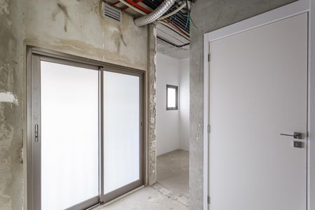 Apartamento à venda com 204m², 3 quartos e 3 vagas Apartamento à venda com 204m², 3 quartos e 3 vagasÁrea de Serviço