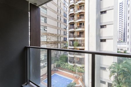 Apartamento à venda com 204m², 3 quartos e 3 vagas Apartamento à venda com 204m², 3 quartos e 3 vagasVaranda