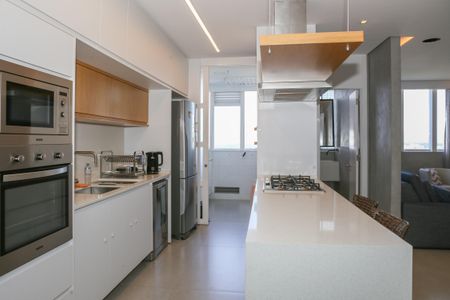Apartamento à venda com 197m², 3 quartos e 3 vagasCozinha e Área de Serviço