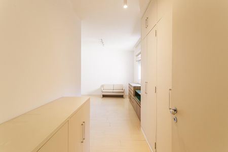 Casa de condomínio para alugar com 250m², 3 quartos e 2 vagasSuíte 2