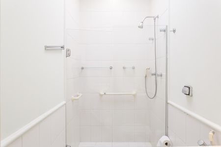 Casa de condomínio para alugar com 250m², 3 quartos e 2 vagasBanheiro da Suíte 2
