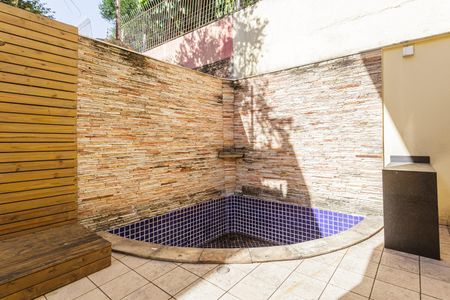 Casa de condomínio para alugar com 250m², 3 quartos e 2 vagasPiscina