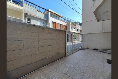 Casa de condomínio para alugar com 150m², 4 quartos e 2 vagasÁrea externa