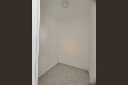 Casa de condomínio para alugar com 150m², 4 quartos e 2 vagasCloset da suíte