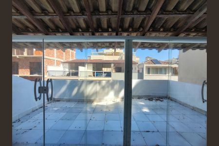 Casa de condomínio para alugar com 150m², 4 quartos e 2 vagasSótão