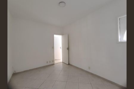 Casa de condomínio para alugar com 150m², 4 quartos e 2 vagasQuarto 1