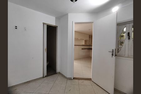 Casa de condomínio para alugar com 150m², 4 quartos e 2 vagasQuarto de serviço