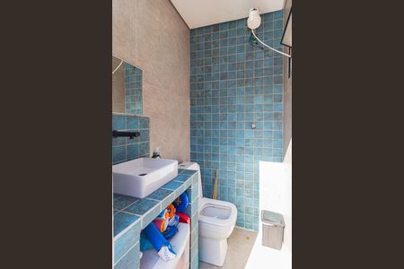 Casa à venda com 151m², 3 quartos e 3 vagas Casa à venda com 151m², 3 quartos e 3 vagasBanheiro - Espaço Gourmet