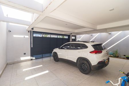 Casa à venda com 151m², 3 quartos e 3 vagas Casa à venda com 151m², 3 quartos e 3 vagasGaragem