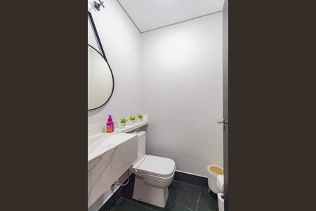 Casa à venda com 151m², 3 quartos e 3 vagas Casa à venda com 151m², 3 quartos e 3 vagasLavabo