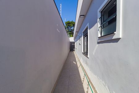 Casa à venda com 151m², 3 quartos e 3 vagas Casa à venda com 151m², 3 quartos e 3 vagasCorredor