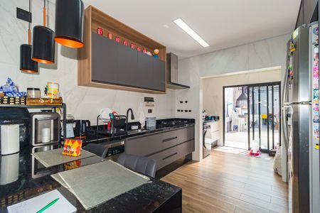 Casa à venda com 151m², 3 quartos e 3 vagas Casa à venda com 151m², 3 quartos e 3 vagasCozinha