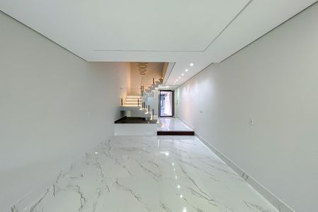 Casa à venda com 200m², 3 quartos e 3 vagasSala