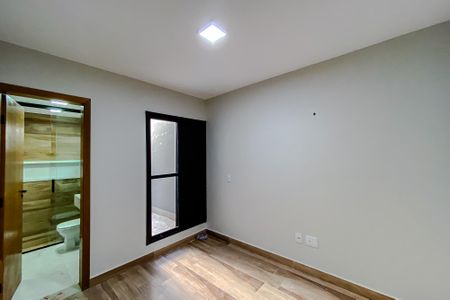 Casa à venda com 200m², 3 quartos e 3 vagasQuarto 2 - Suíte