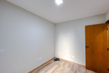 Casa à venda com 200m², 3 quartos e 3 vagasQuarto 2 - Suíte