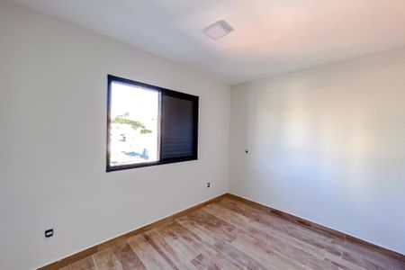 Casa à venda com 200m², 3 quartos e 3 vagasQuarto 3 - Suíte