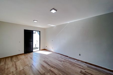 Casa à venda com 200m², 3 quartos e 3 vagasQuarto 1 - Suíte