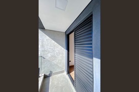 Casa à venda com 200m², 3 quartos e 3 vagasVaranda da Suíte 1