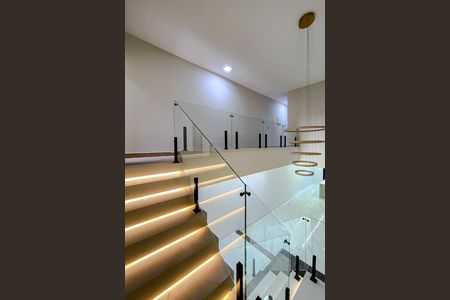 Casa à venda com 200m², 3 quartos e 3 vagasEscada