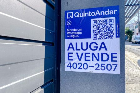 Casa à venda com 200m², 3 quartos e 3 vagasPlaquinha