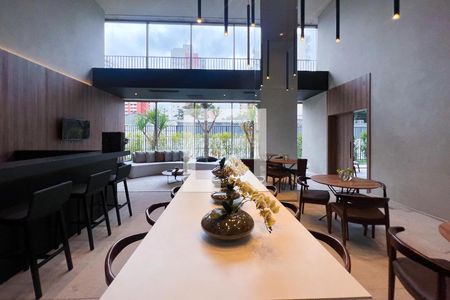 Apartamento à venda com 231m², 3 quartos e 4 vagas Apartamento à venda com 231m², 3 quartos e 4 vagasÁrea comum - Salão de festas