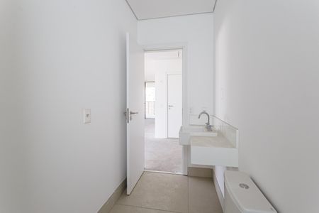 Apartamento à venda com 231m², 3 quartos e 4 vagas Apartamento à venda com 231m², 3 quartos e 4 vagasBanheiro Social
