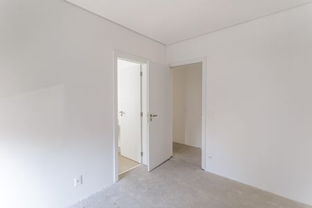 Apartamento à venda com 231m², 3 quartos e 4 vagas Apartamento à venda com 231m², 3 quartos e 4 vagasSuíte 2