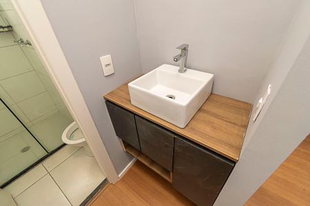 Apartamento para alugar com 38m², 2 quartos e sem vagaBanheiro