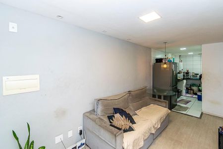 Sala de apartamento para alugar com 2 quartos, 40m² em Bonsucesso, Rio de Janeiro