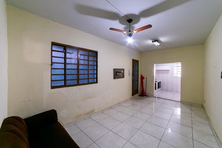 Casa para alugar com 150m², 3 quartos e 1 vaga Casa para alugar com 150m², 3 quartos e 1 vagaCopa