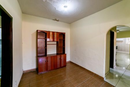 Casa para alugar com 150m², 3 quartos e 1 vaga Casa para alugar com 150m², 3 quartos e 1 vagaSala