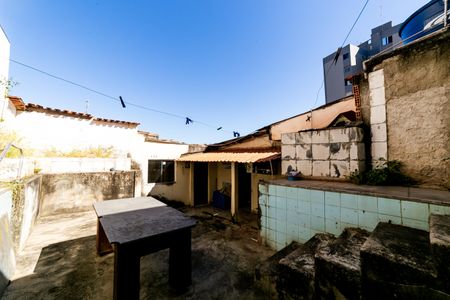Casa para alugar com 150m², 3 quartos e 1 vaga Casa para alugar com 150m², 3 quartos e 1 vagaQuintal