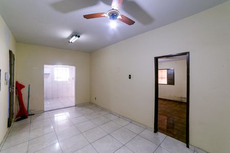 Casa para alugar com 150m², 3 quartos e 1 vaga Casa para alugar com 150m², 3 quartos e 1 vagaCopa