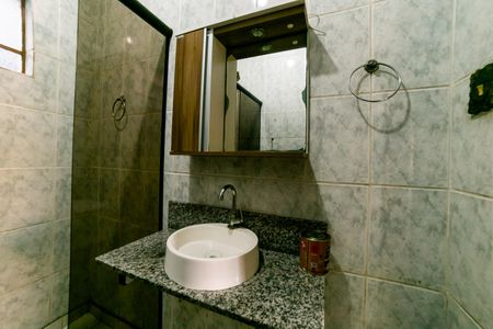 Casa para alugar com 150m², 3 quartos e 1 vaga Casa para alugar com 150m², 3 quartos e 1 vagaBanheiro Social