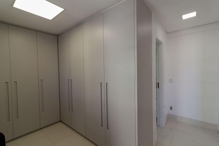 Apartamento para alugar com 125m², 1 quarto e 2 vagasCloset Suíte