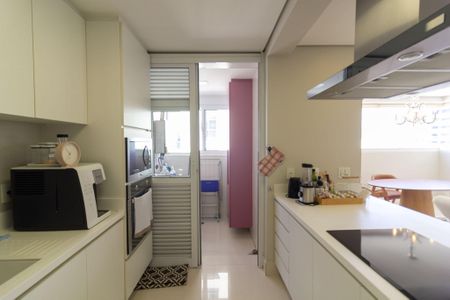 Apartamento para alugar com 125m², 1 quarto e 2 vagasCozinha