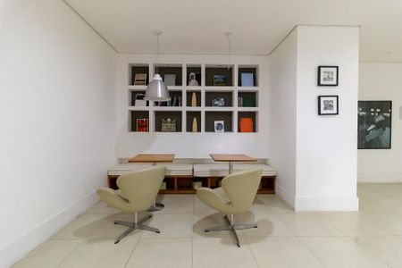 Apartamento para alugar com 125m², 1 quarto e 2 vagasSala de reunião