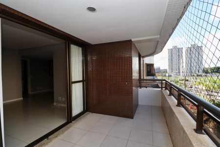 Apartamento para alugar com 78m², 2 quartos e 1 vagaVaranda