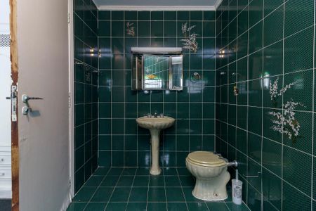 Casa para alugar com 200m², 3 quartos e 2 vagasSuíte - Banheiro